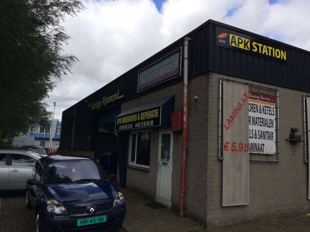 Gevelreclame Rotterdam: complete multi-signage installatie met lichtbak en gevelletters voor Garage Rijnmond