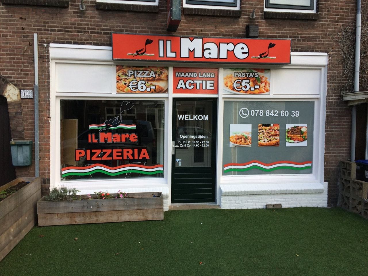 LED-verlicht reclamebord Il Mare Pizzeria Rotterdam, Osram modules